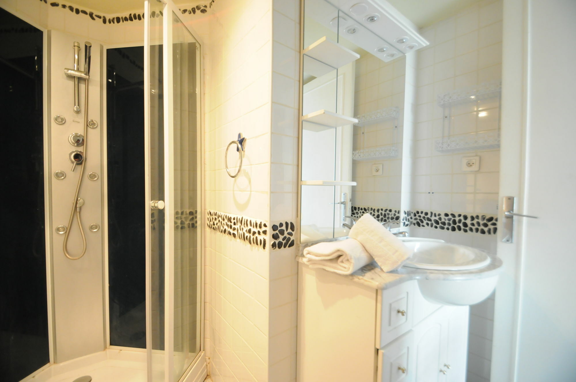 Le Vincennes Apartment Nice Ngoại thất bức ảnh